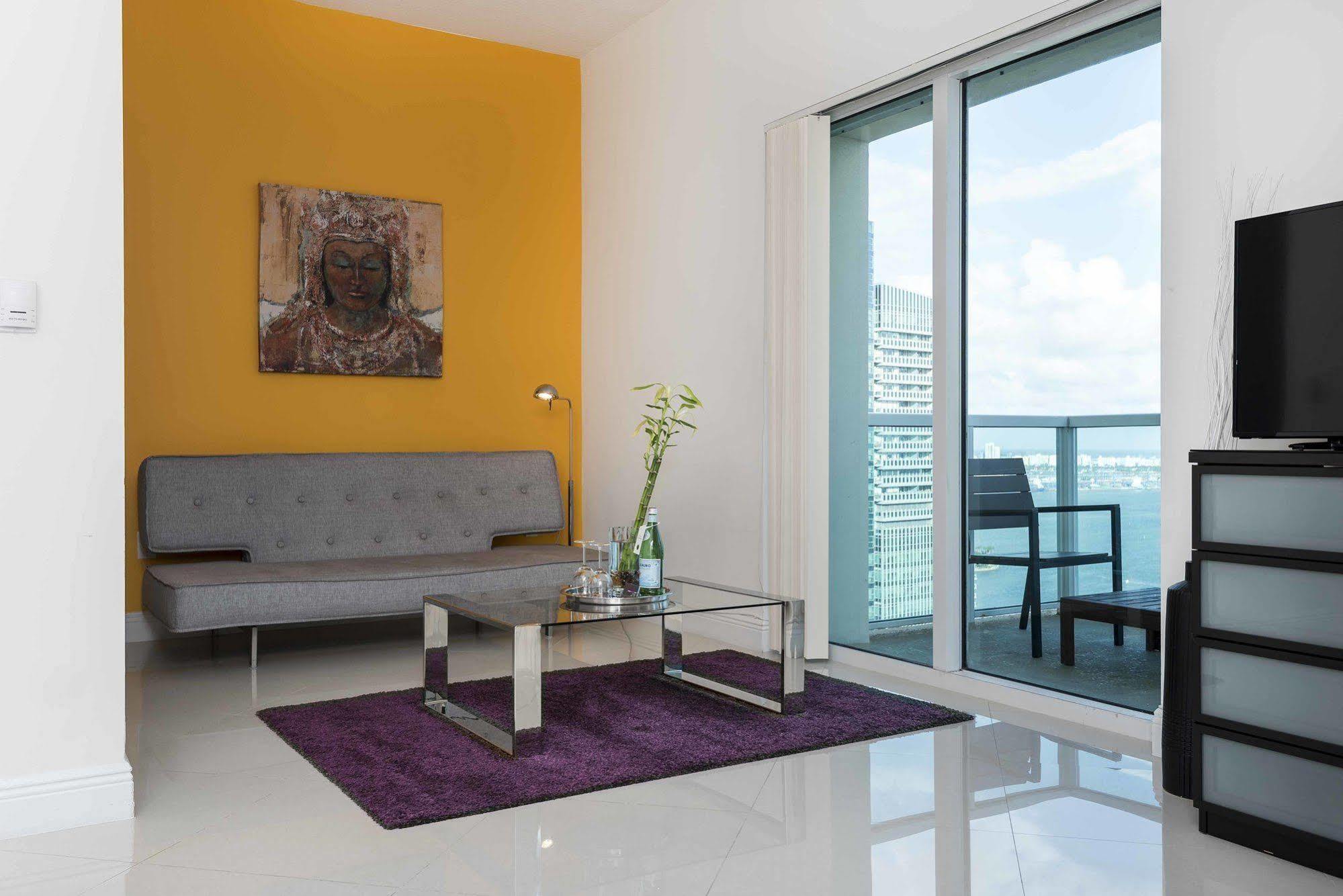 Dharma Home Suites Miami At Brickell Exterior foto