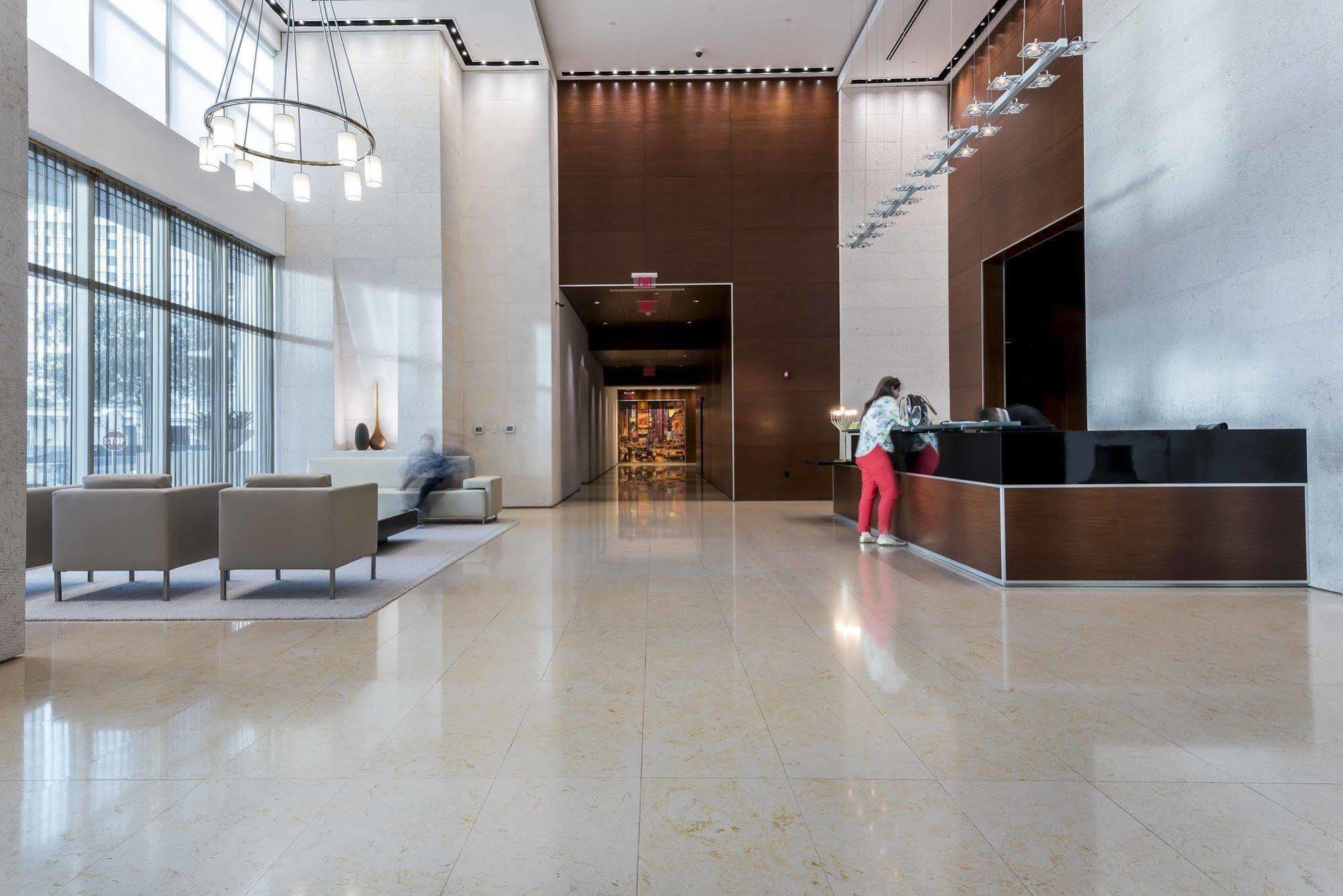 Dharma Home Suites Miami At Brickell Exterior foto