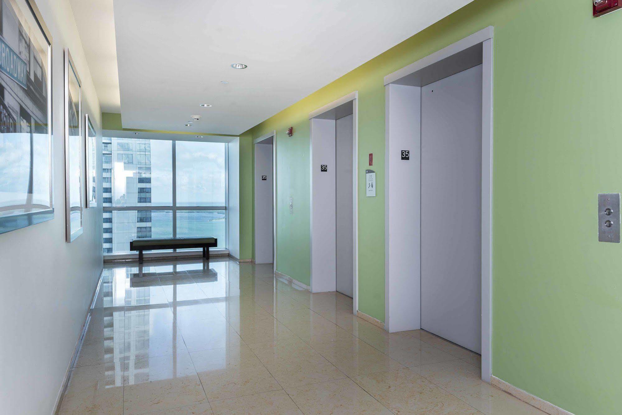Dharma Home Suites Miami At Brickell Exterior foto
